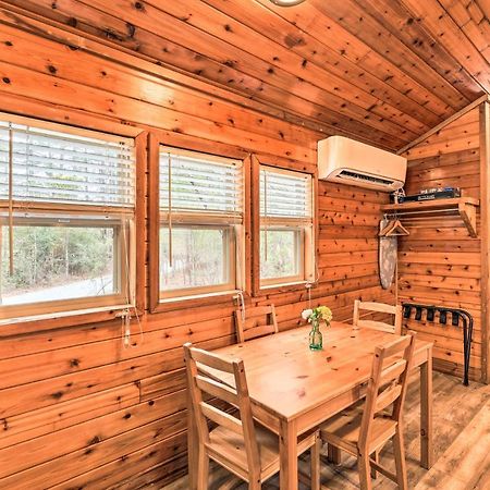 Charming New Bern Log Cabin - Pets Welcome! Екстер'єр фото